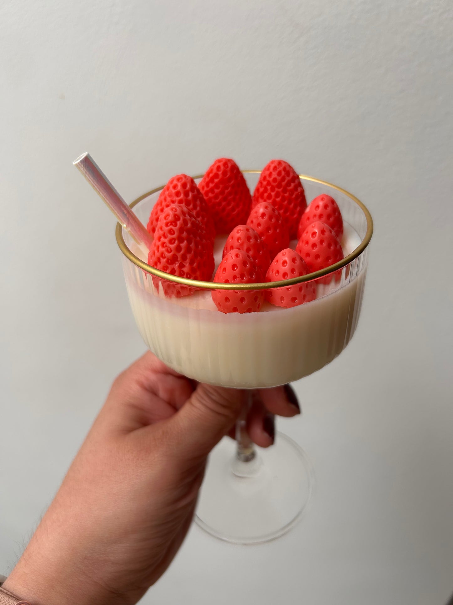 VELA COPA FRESAS CON CREMA